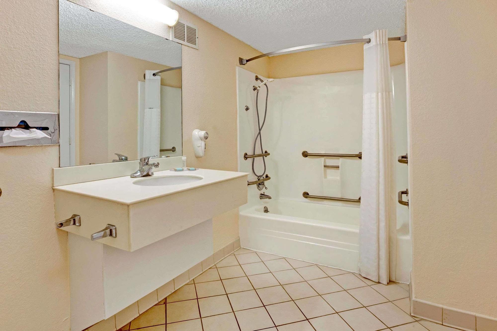 Travelodge By Wyndham North Richland Hills/Dallas/Ft Worth Luaran gambar